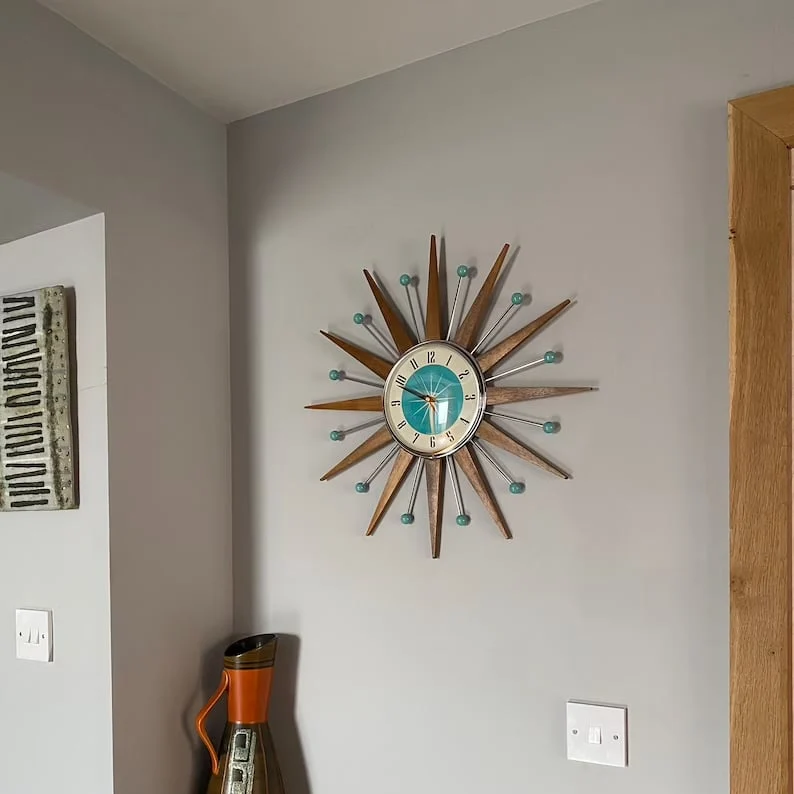 Handgemaakte Wandklok 40x40 cm Retro Woonkamer Stil Uurwerk Stralen Design Decoratief Batterij Modern | Sansoti
