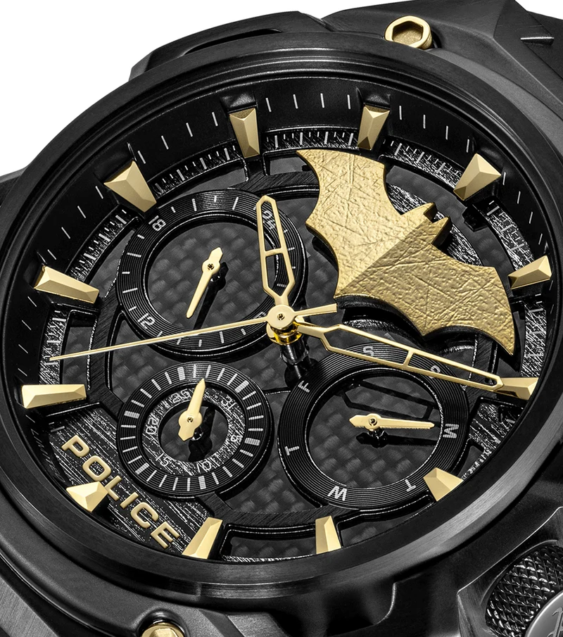Police Crusader PEWGQ0089902-SET Herrenuhr Schwarz • Multifunktions-Chronograph • Batman-Edition mit Batarang Armband