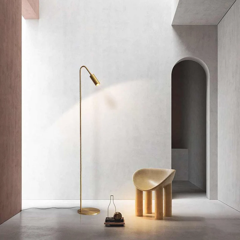 Staande Vloerlamp Messing LED Gebogen Leesspot Zwart Goud Minimalistisch Elegant Verstelbaar Licht Woonkamer | Sansoti