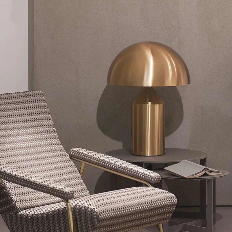 Metalen Paddenstoel Tafellamp 3 Lichtkleuren LED Schakelaar Minimalistisch Modern Leeslamp Woonkamer | Sansoti
