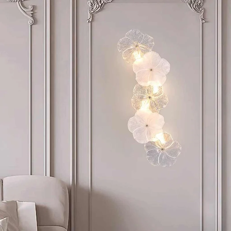 Decoratieve Glazen Wandlamp Bloemvorm met 3 Kleurstanden en LED Verlichting voor Slaapkamer en Woonkamer | Sansoti