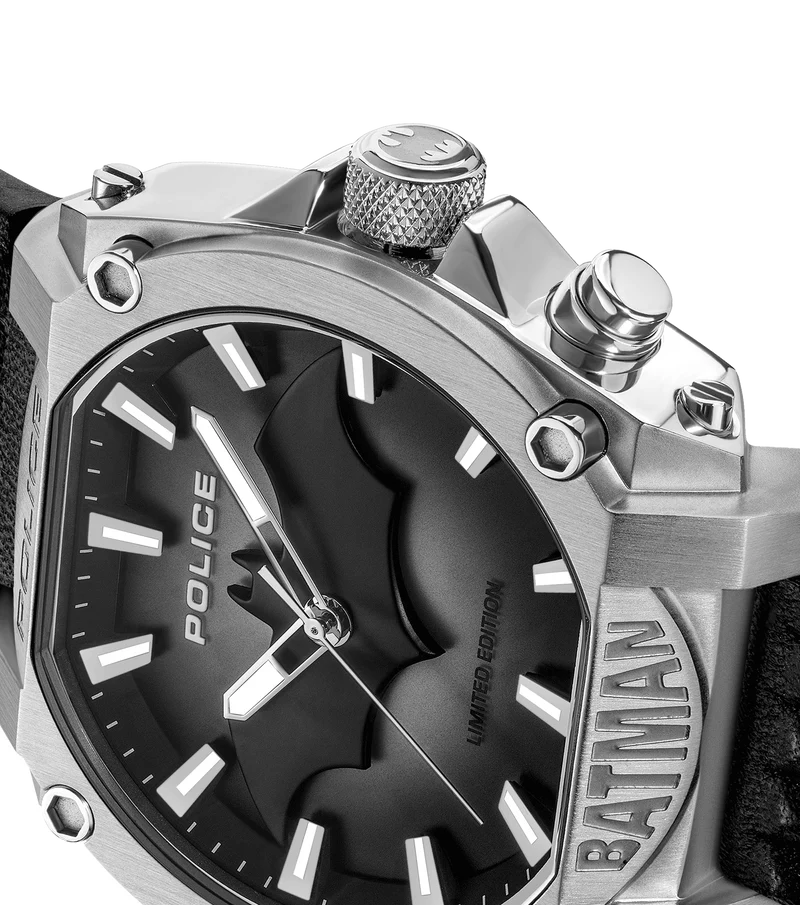 Police Forever Batman PEWGD0022603 Herrenuhr Schwarz • Limited Edition • Hintergrundbeleuchtung