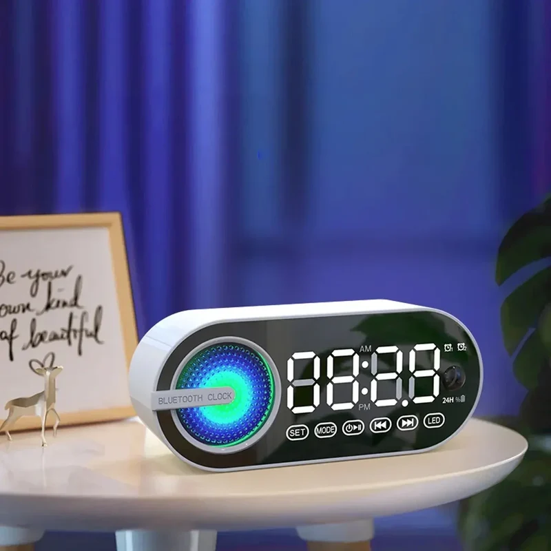 Smarter Radiowecker mit Bluetooth und Licht