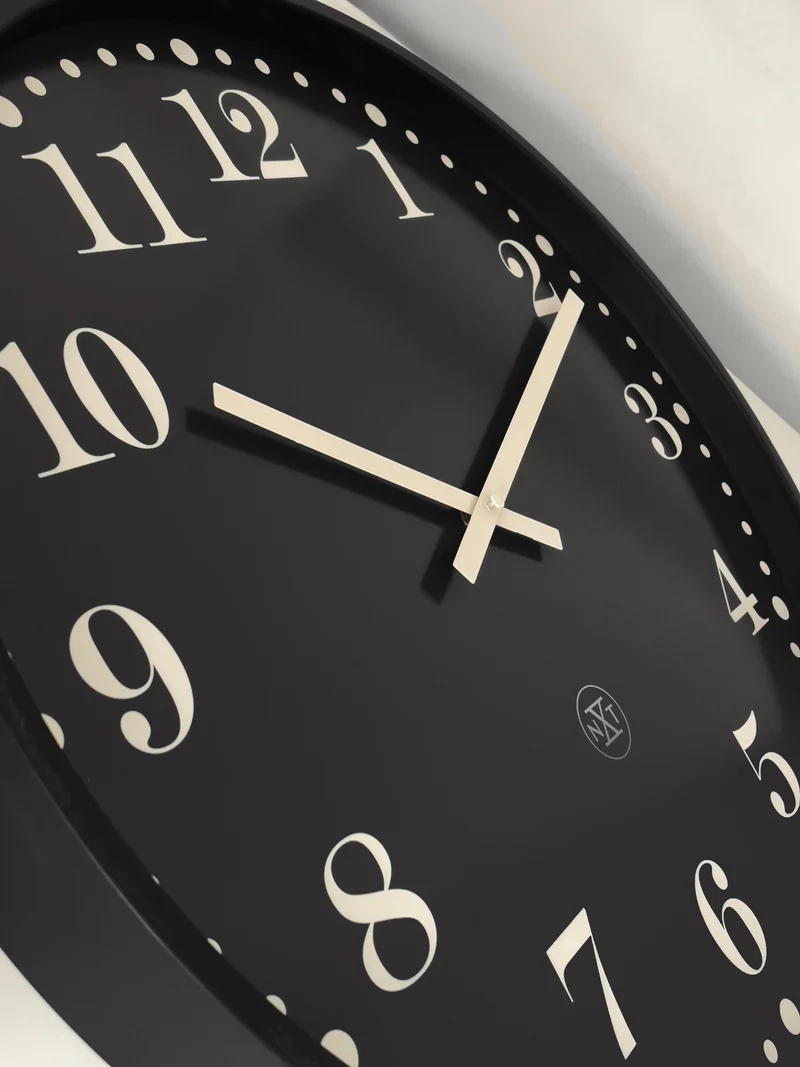 Wall clock 50cm-Silent-Black/White-Plastic-NeXtime 'Dickens Large'