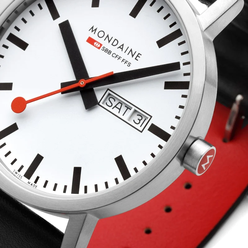 Mondaine Classic A667.30360.11SBBV Herrenuhr Schwarz • Schweizer Quarzwerk • Veganes Traubenleder