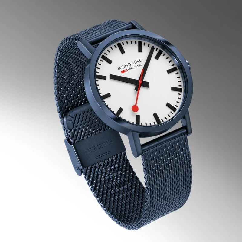 Mondaine Classic A660.30360.1BSBM Unisex Armbanduhr Blau • Gehärtetes Mineralglas • BackLight-Technologie