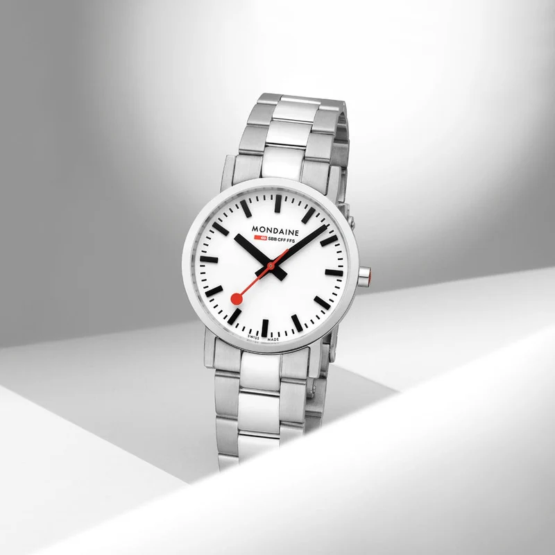Mondaine Classic A658.30323.11SBJ Damen Armbanduhr • Saphirglas • Schweizer Quarzwerk