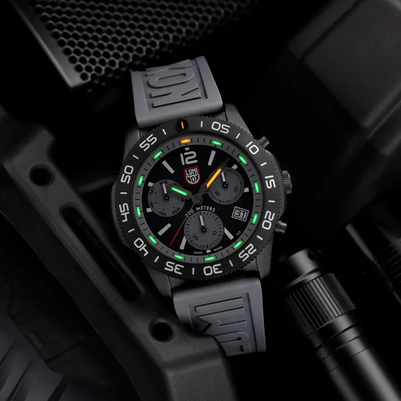 Luminox Pacific Diver XS.3148 Herren Armbanduhr Graphitgrau • Saphirglas • Chronograph