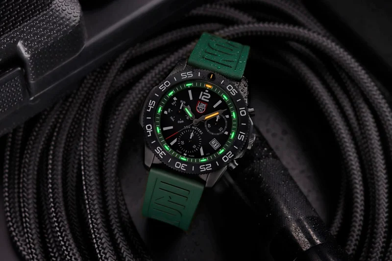 Luminox Pacific Diver XS.3147 Herren Armbanduhr Grün • Saphirglas • 200 m Wasserdicht