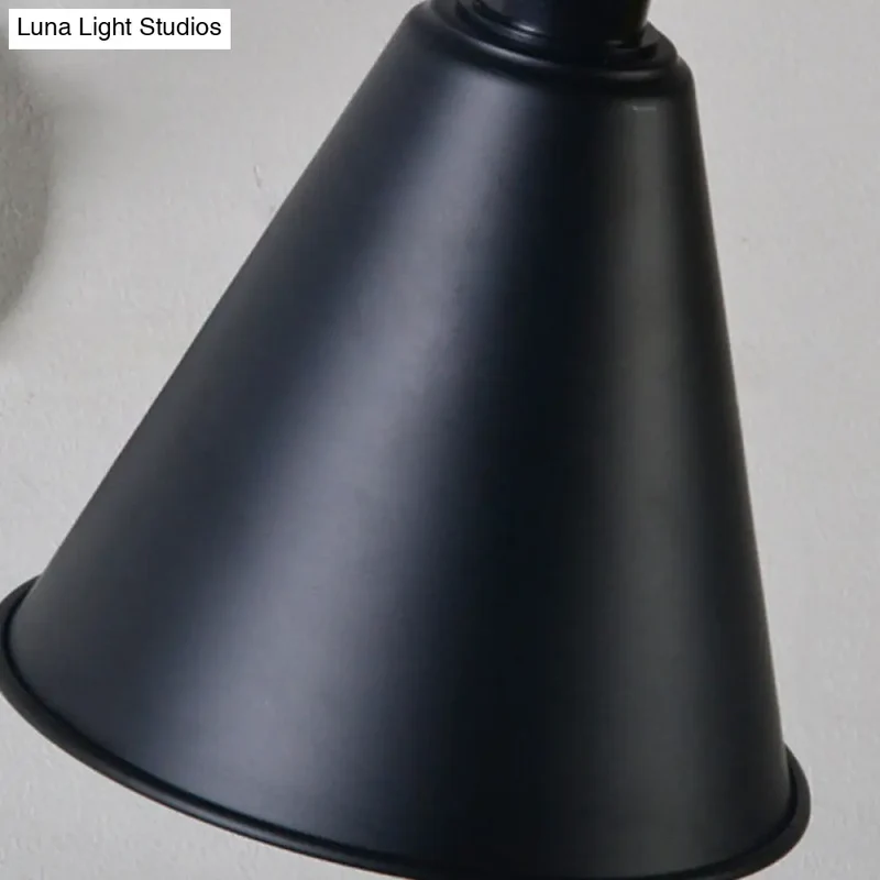 Industriële Wandlamp met Verstelbare Arm en Kegelvormige Kap voor Woonkamer en Eetkamer Scandinavisch | Sansoti