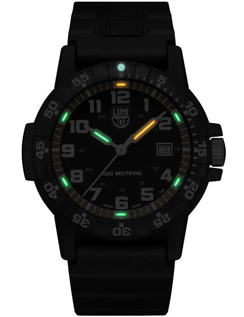 Luminox Leatherback Sea Turtle Giant XS.0325 Herrenuhr Schwarz • CARBONOX™-Gehäuse • Luminox Light Technology