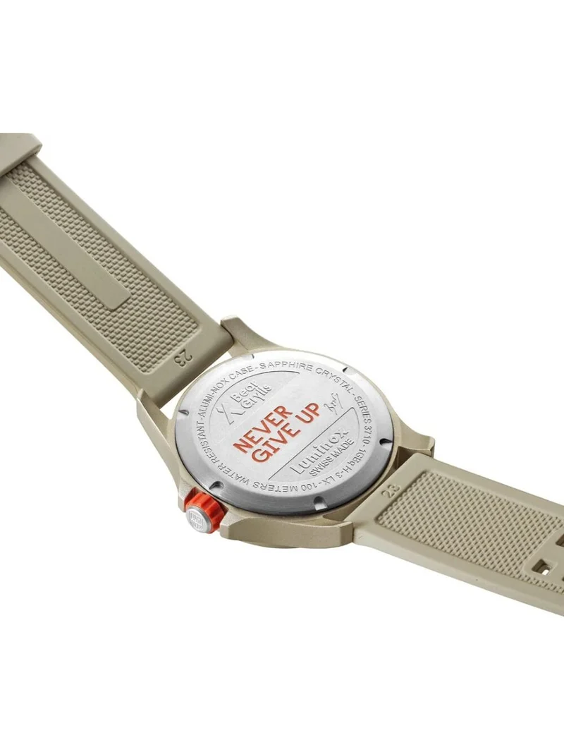 Luminox Bear Grylls Survival Land XB.3717 Herrenuhr Beige • Schweizer Quarzwerk • Mineralglas