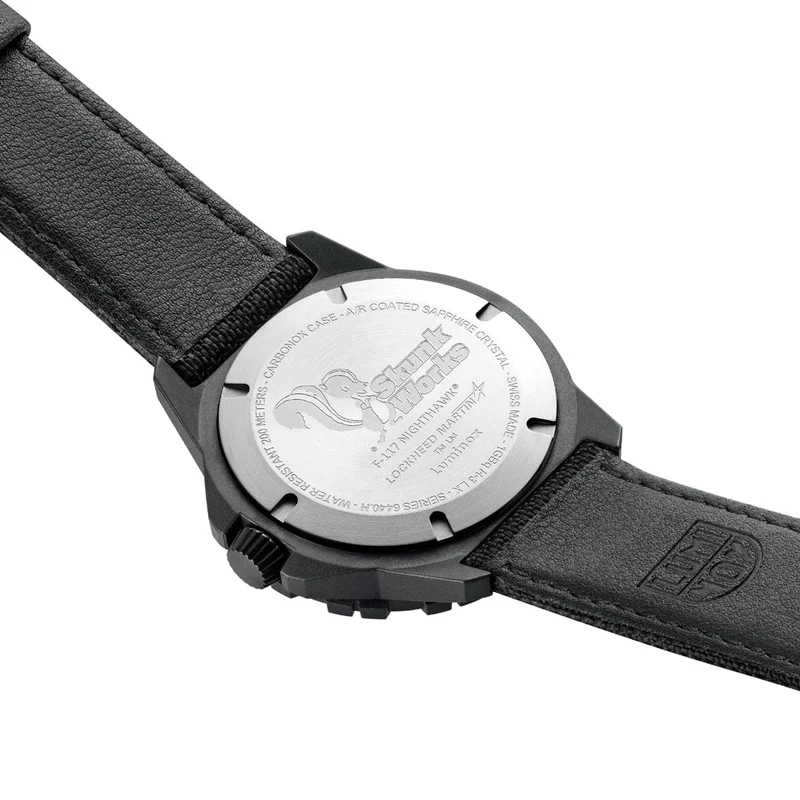 Luminox F-117 Nighthawk x Skunk Works XA.6442.H Herren Armbanduhr • Saphirglas • CARBONOX™-Gehäuse