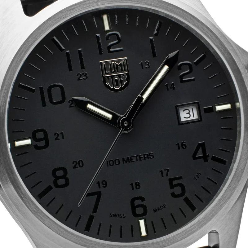 Luminox Moon Valley X2.2502 Herren Armbanduhr • Schweizer Quarzwerk • 10 ATM Wasserdicht