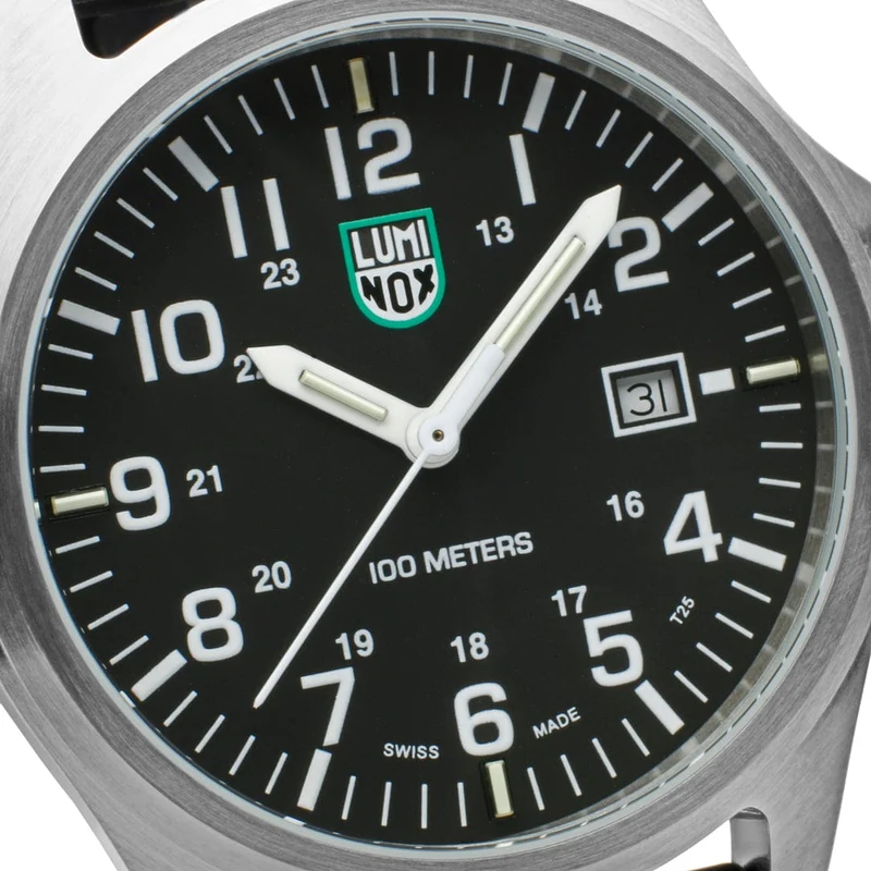 Luminox Moon Valley X2.2501 Herrenuhr Schwarz • Schweizer Quarzwerk • 25 Jahre Leuchtfunktion