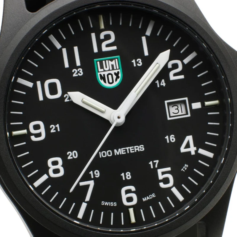 Luminox Moon Valley X2.2401 Herren Armbanduhr Schwarz • CARBONOX Gehäuse • Luminox Light Technology