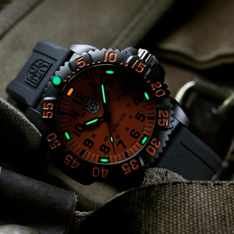 Luminox Sea Lion X2.2059.1 Herren Armbanduhr Orange • CARBONOX-Gehäuse • Mineralglas