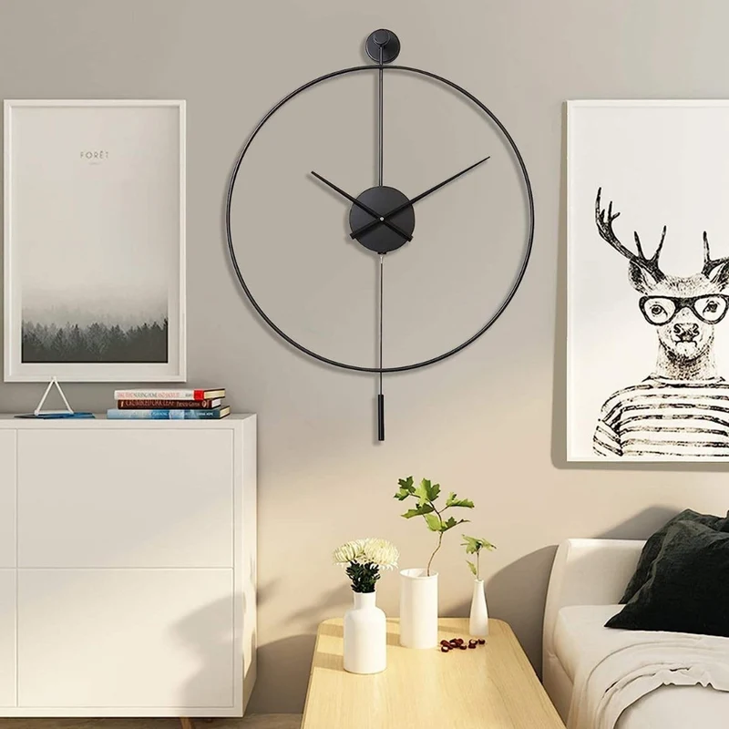 Grote Stille Wandklok met Elegante Pendel 50cm Zwart Metaal Geruisloos Quartz Mechanisme Woonkamer Slaapkamer | Sansoti
