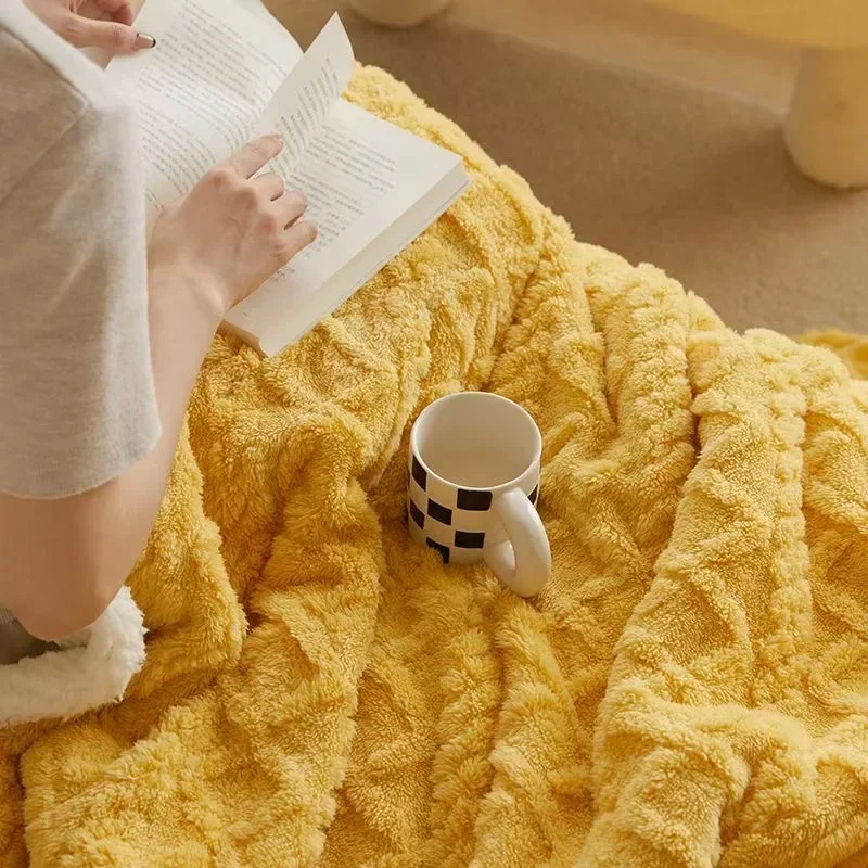 Wenddeken Lamswol Flanel 200x230cm Winterdeken Warme Plaid Tweezijdig Fleece Beddeken Slaapkamer Bed | Sansoti