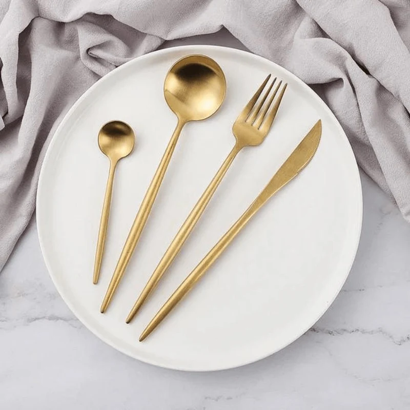 Modern Bestekset 24-Delig Titanium RVS Goud Roségoud Zwart Zwart-Goud Tafelvork Tafelmes Theelepel Eetlepel Glanzende Afwerking | Sansoti