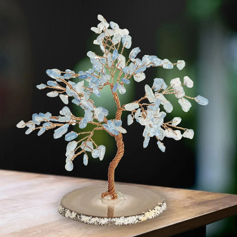 Decoratieve Edelsteen Boom Aquamarijn — Handgemaakte Mineraal Sculptuur met Koperdraad Takken en Natuurstenen Basis | Sansoti