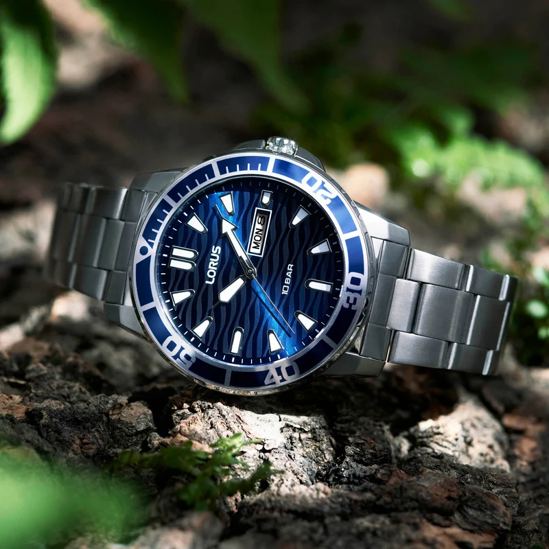 Lorus Sports RH357AX9 Herrenuhr Dunkelblau • Mineralglas • Datum & Wochentag