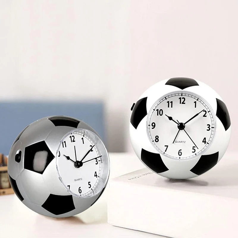 Wecker als Fußball für Jungen