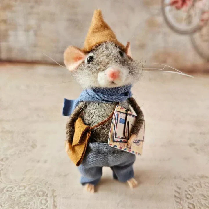 Handgemaakte Viltmuis Decoratiefiguur - Wol & Leer - 7,6 cm - Schattig Ornament voor Seizoensdecoratie | Sansoti