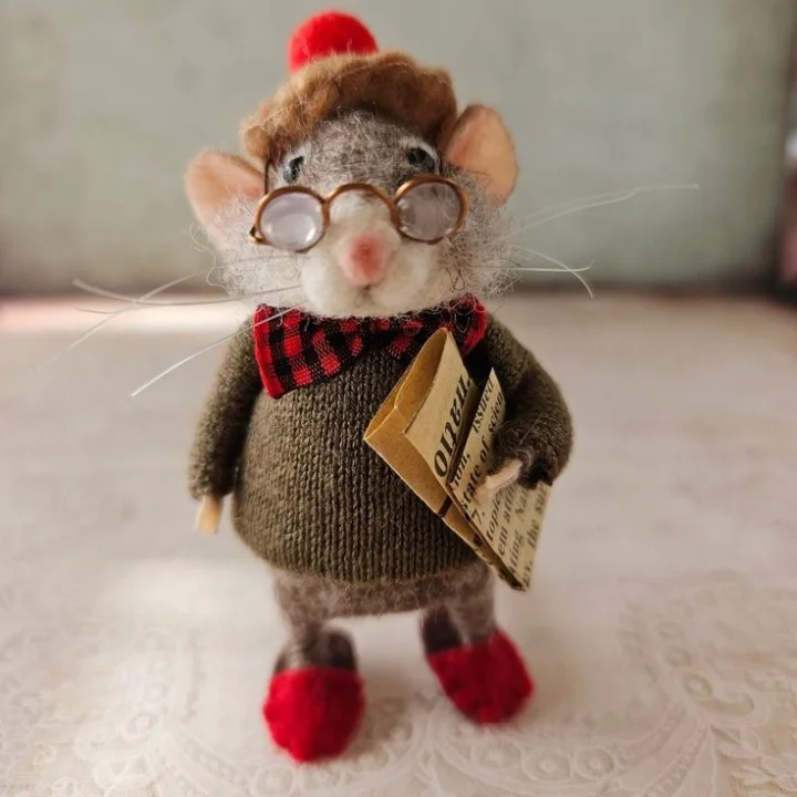 Handgemaakte Viltmuis Decoratiefiguur - Wol & Leer - 7,6 cm - Schattig Ornament voor Seizoensdecoratie | Sansoti