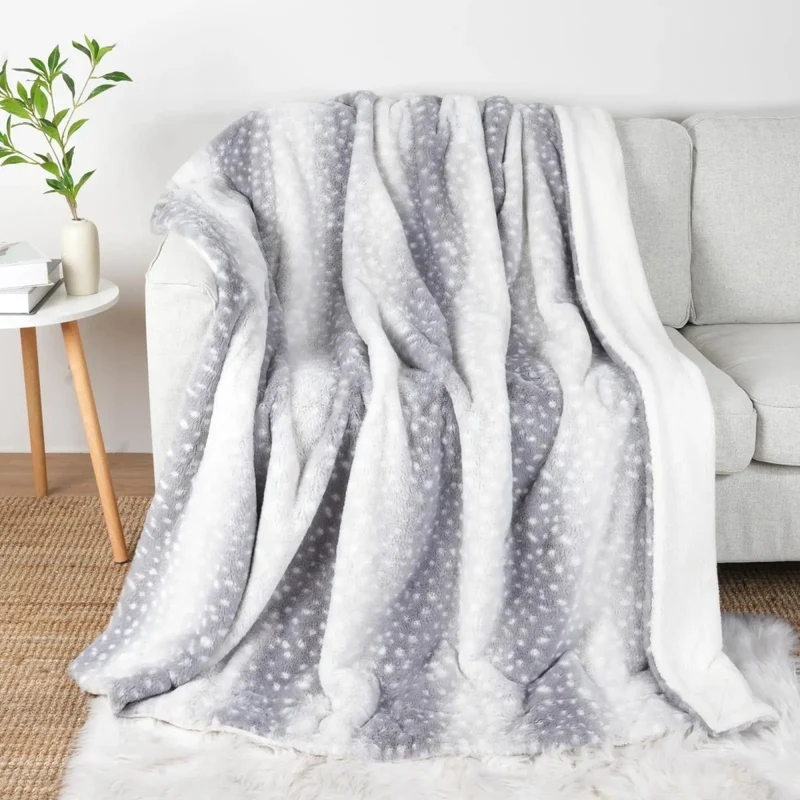 Dubbelzijdige Pluche Plaid met Hertenpatroon Beige Grijs 150x200 200x230 Warm Winterdeken Sofadeken Woonkamer | Sansoti