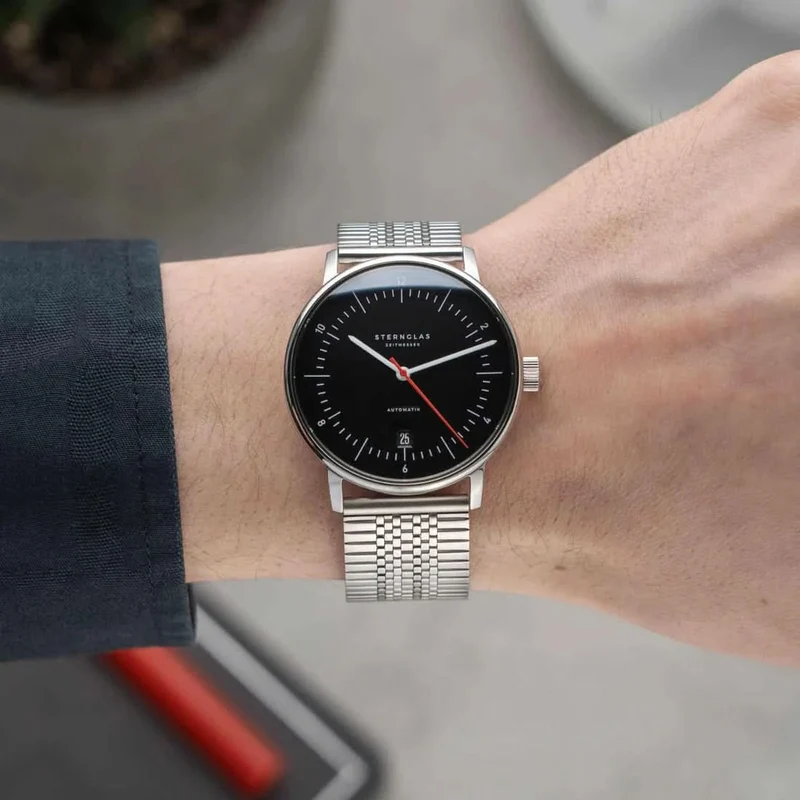 Sternglas Naos S02-NA43-MI04 Herrenuhr • Bauhaus-Design • Saphirglas