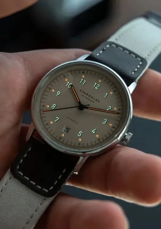 Sternglas Lumatik S02-LM26-NY06 Unisex-Uhr • Bauhaus-Design • Saphirglas