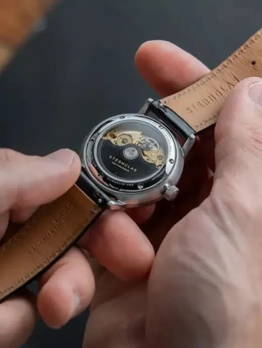 Sternglas Naos Pro S02-NP11-BR02 Herrenuhr • Preisgekröntes Bauhaus-Design • Kratzfestes Saphirglas
