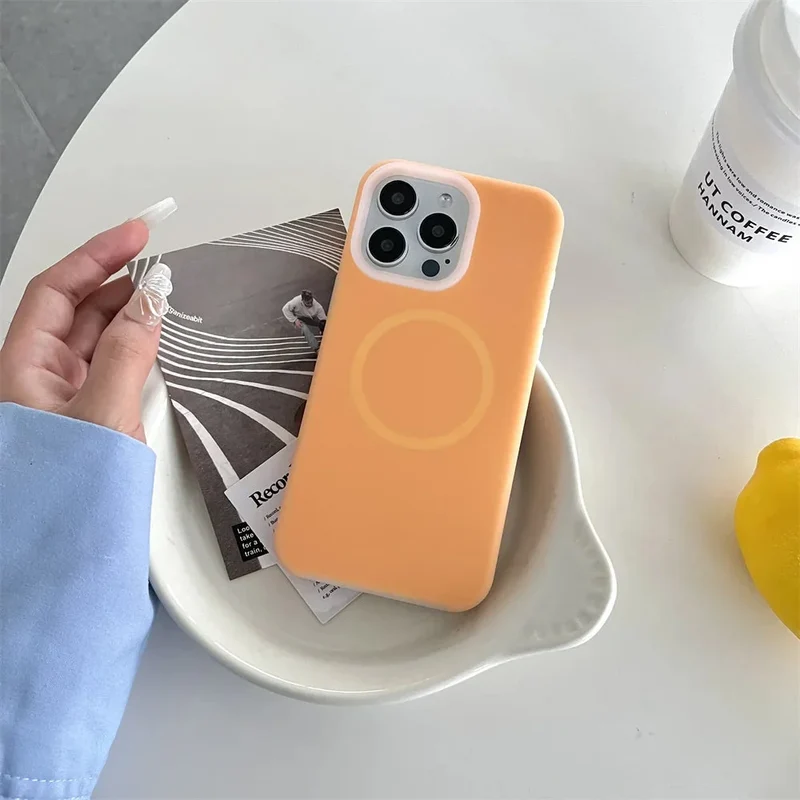Siliconen iPhone Hoesje met Magnetische Ring 360° Draaibaar Shockproof Bescherming 12 Kleuren iPhone 15 16 17 | Sansoti