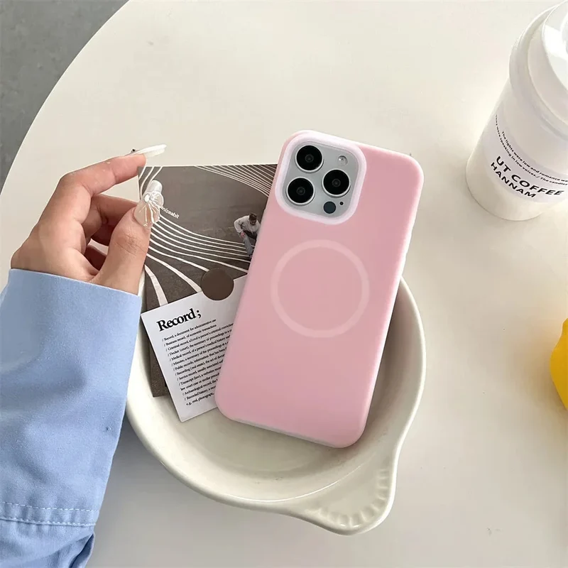 Siliconen iPhone Hoesje met Magnetische Ring 360° Draaibaar Shockproof Bescherming 12 Kleuren iPhone 15 16 17 | Sansoti