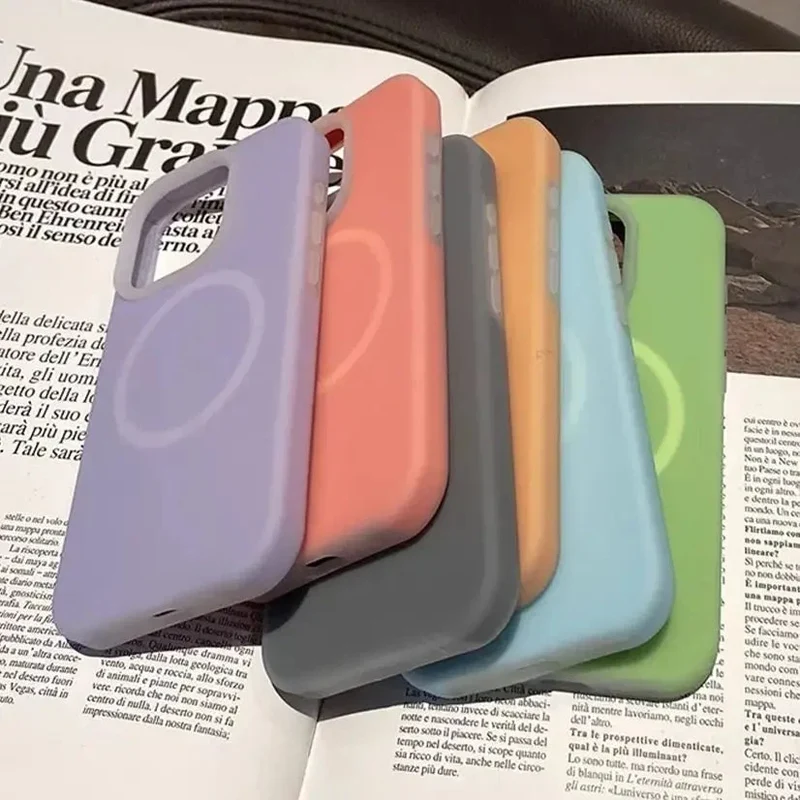 Siliconen iPhone Hoesje met Magnetische Ring 360° Draaibaar Shockproof Bescherming 12 Kleuren iPhone 15 16 17 | Sansoti