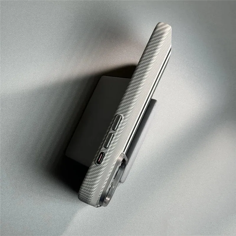 Telefoonhoesje met Carbon Fiber Textuur voor iPhone 12 tot 17 Schokbestendig Mat Design Beschermhoes | Sansoti