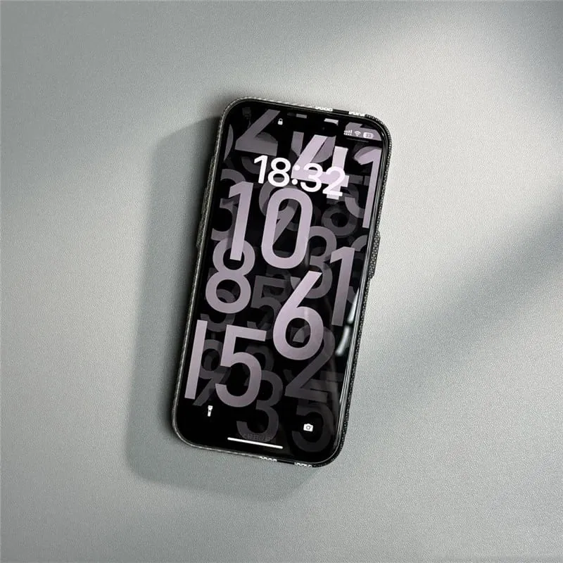 Telefoonhoesje met Carbon Fiber Textuur voor iPhone 12 tot 17 Schokbestendig Mat Design Beschermhoes | Sansoti