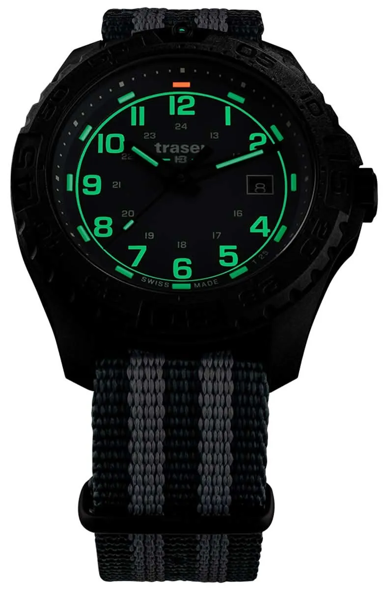 Traser P96 109041 Herrenuhr • Trigalight • Swiss Made