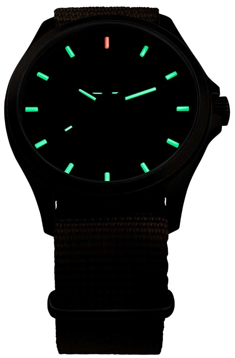 Traser P67 Officer Pro 108631 Uhr • Trigalight • Saphirglas