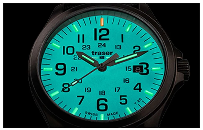 Traser P67 108647 Herrenuhr • H3-Tritium • Swiss Made
