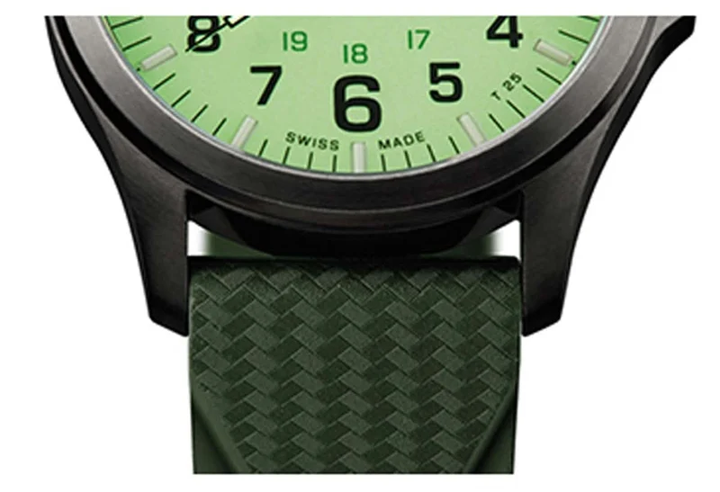 Traser P67 Officer Pro 107424 Herrenuhr • Trigalight Leuchttechnologie • Swiss Made