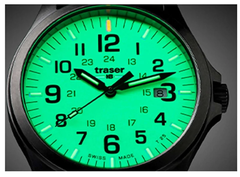 Traser P67 Officer Pro 107424 Herrenuhr • Trigalight Leuchttechnologie • Swiss Made