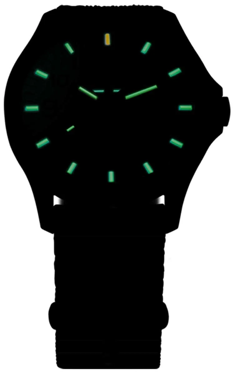 Traser P67 Officer Pro 107422 Herrenuhr • Trigalight • Swiss Made