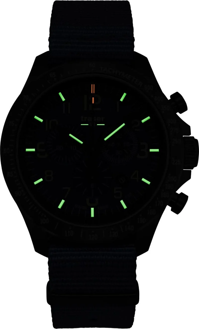 Traser P67 Officer Pro 109459 Uhr • Trigalight • Swiss Made