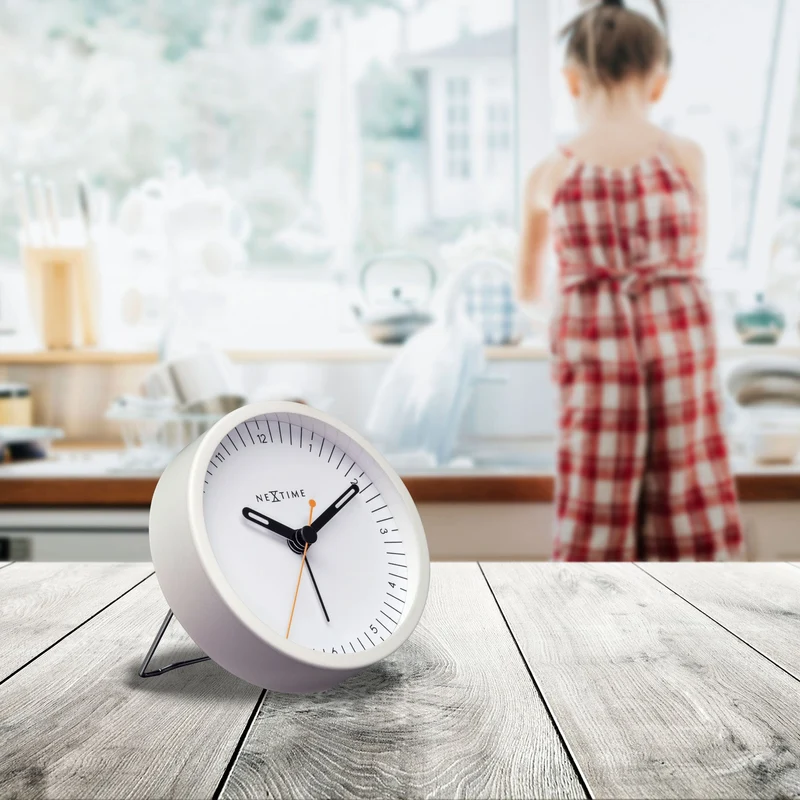 Table Alarm Clock 9x9x7.5cm - Silent - Light function /Metal "Small"