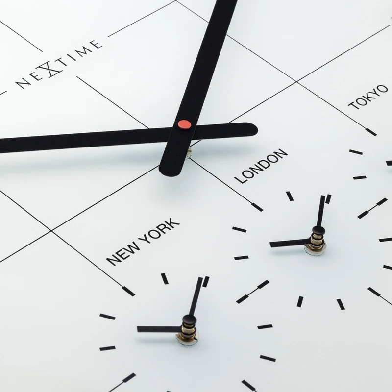 Wall Clock 43cm - Silent - Glass - "Big City"