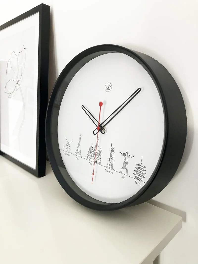 Wall clock - 30 cm - Plastic - 'Worldtour'
