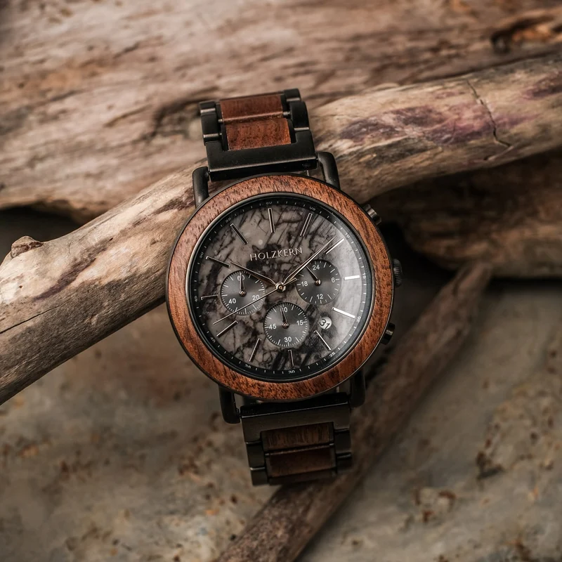 Holzkern Askja Herrenuhr Chronograph Walnuss/Marmor • Seiko VD53 Quarzwerk • Echtmarmor-Zifferblatt