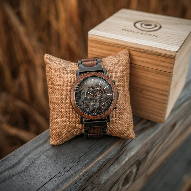 Holzkern Askja Herrenuhr Chronograph Walnuss/Marmor • Seiko VD53 Quarzwerk • Echtmarmor-Zifferblatt